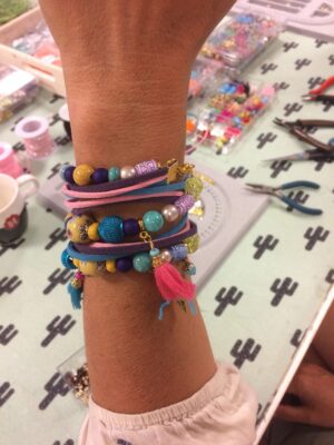 ZATERDAG 11 OKTOBER - Inloopworkshop Wikkelarmband maken - Afbeelding 3