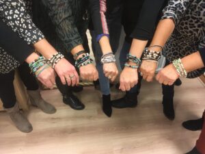 ZATERDAG 11 OKTOBER - Inloopworkshop Wikkelarmband maken - Afbeelding 5